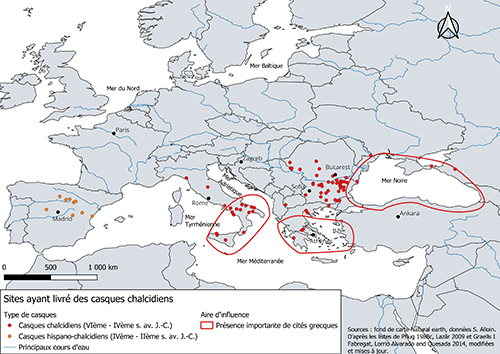 Mapa de Europa y el Mediterráneo que muestra sitios arqueológicos donde se han encontrado cascos chalcedianos con áreas de influencia griega destacadas en rojo.

Descripción generada con IA